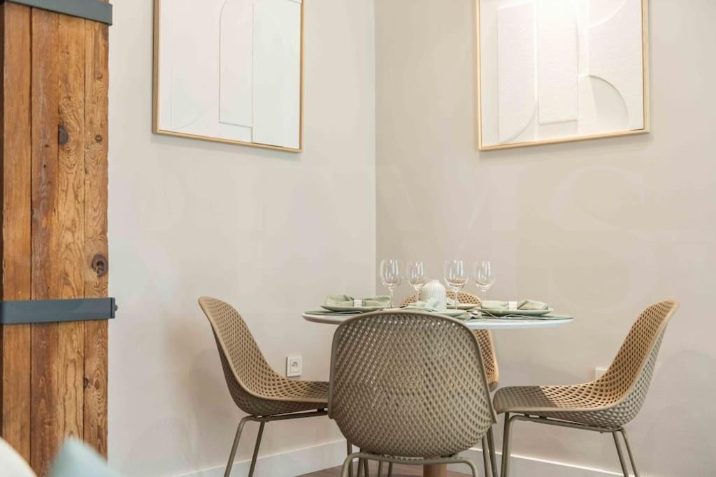 Eclectic & Elegant Apartment By Rems Málaga Kültér fotó
