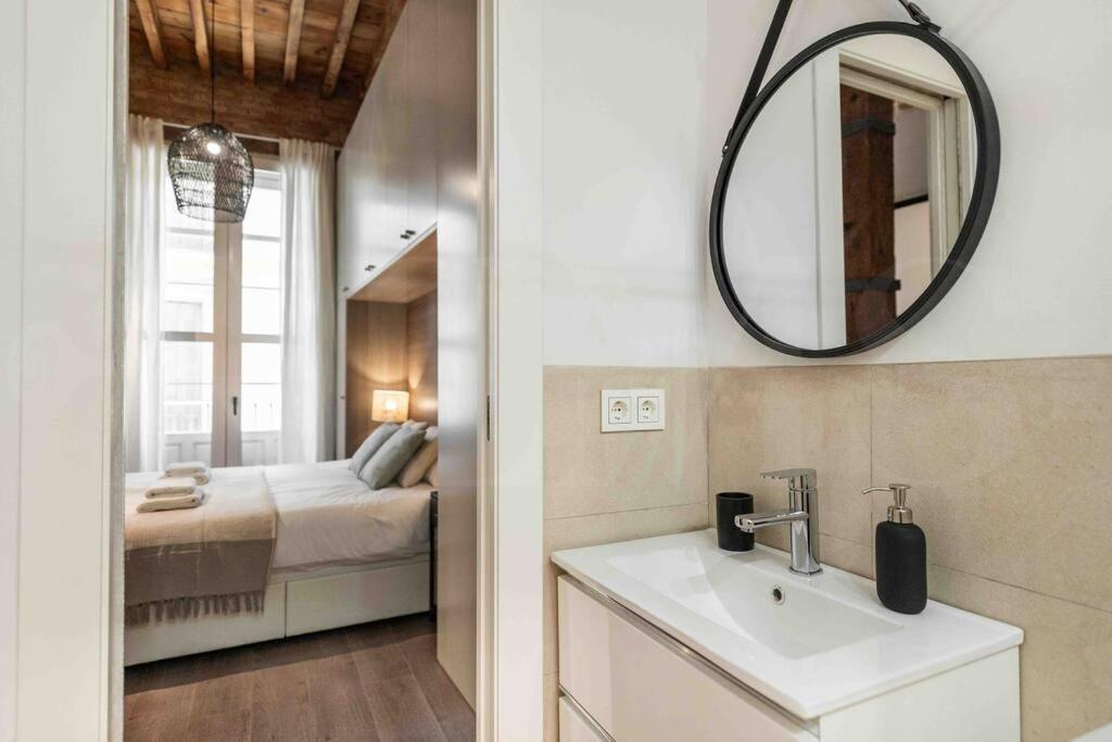 Eclectic & Elegant Apartment By Rems Málaga Kültér fotó